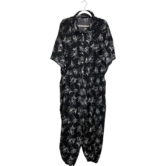 SHEIN Black Jumpsuit Button Front Allover Floral Print Size 4XL B33#43 - Picture 2 of 9